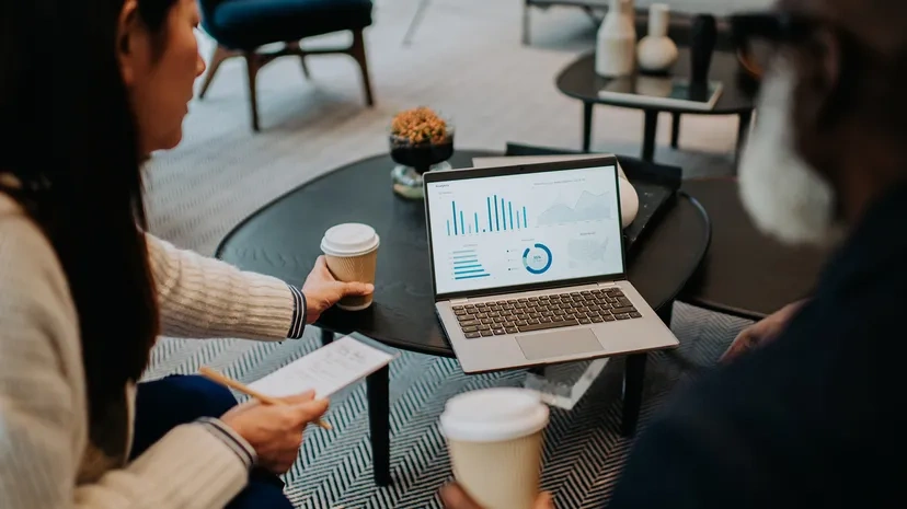 Qualitative vs Quantitative Data The Ultimate Guide for Researchers